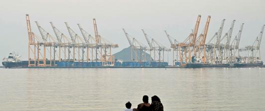 Irán no dejará pasar ningún buque petrolero con el cierre del estrecho de Ormuz