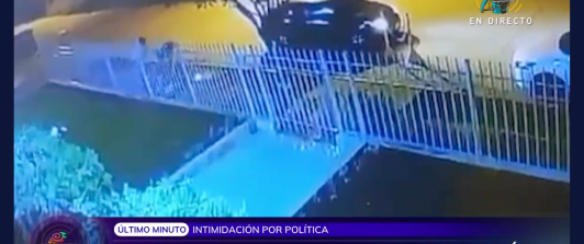 Joven afirma que fue agredida por su afinidad con Petro.