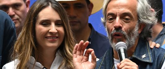 Paloma Valencia y Juan Daniel Oviedo. / Foto: AFP.
