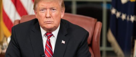 "Vamos a golpearlos muy duro": Trump anuncia ofensiva