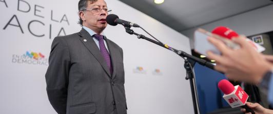 Banco de la República: Petro critica a Leonardo Villar