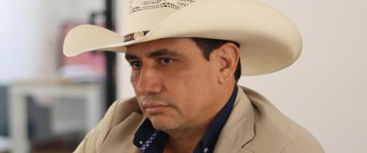 Alirio Barrera, jefe de debate de Paloma Valencia, señalado de acoso sexual y bajo investigación por presunta acumulación de tierras baldías