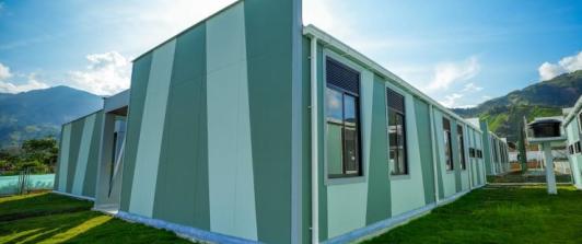 Colegio-universidad de El Tarra, inaugurado hace cuatro meses, permanece cerrado por falta de servicios