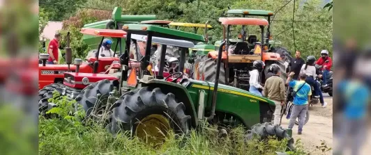 Déficit comercial de Colombia cae un tercio: Petro