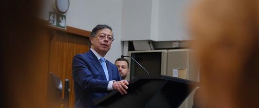 Energía fósil arruina la agricultura y la industria: presidente Petro