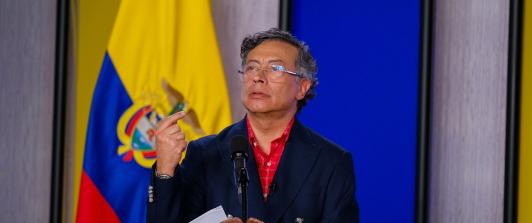 Explosivos que llegan al Cauca vienen de Ecuador: hipótesis de Petro