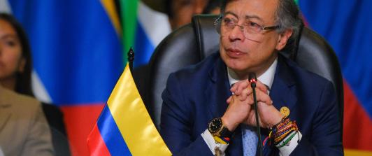 "No hemos endeudado a la Nación para financiar programas": Petro