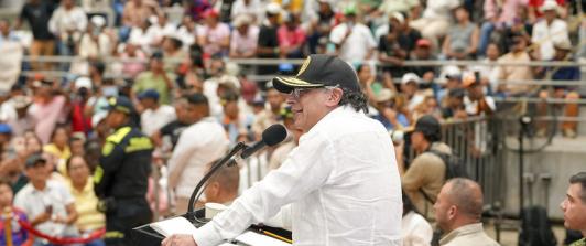 Petro democratiza el acceso a la carrera diplomática en Colombia