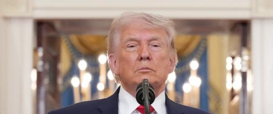 Trump suspende por dos semanas el ataque contra Irán.