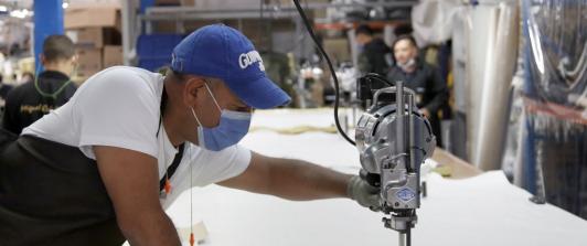 Comienza una fase de mayor industrialización del país: Petro