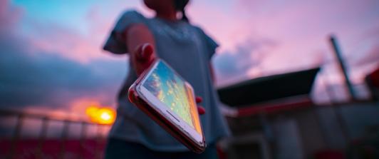 Ibagué, primera ciudad de Colombia en restringir uso de celulares a menores de 14 años en colegios publicos