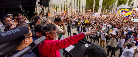 Petro: que Banco de la República compre oro de la pequeña minería