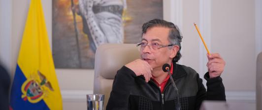 Pdte. Petro agradece a Karol G por su carta a De la Espriella