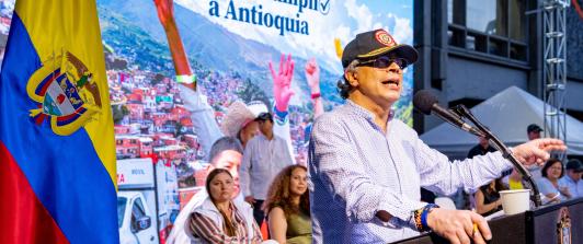 Presidente Petro acudirá a la CPI si la Fiscalía no actúa