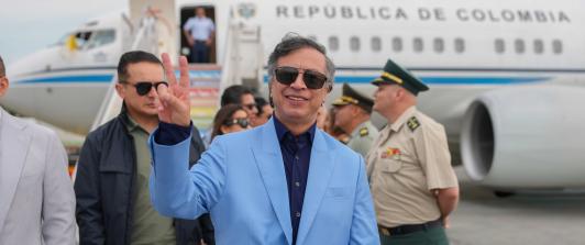 Presidente Petro inicia agenda diplomática en el Vaticano