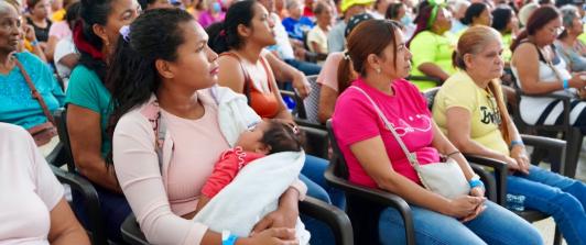 Mujeres con trabajo remunerado. / Foto: DPS.