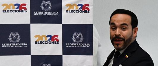 Tribunal admite tutela que busca tumbar la candidatura de De la Espriella por doble nacionalidad