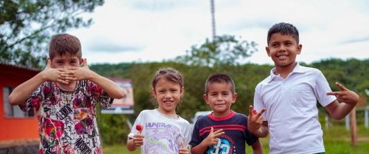 Educación escolar Gobierno invierte $123 mil millones