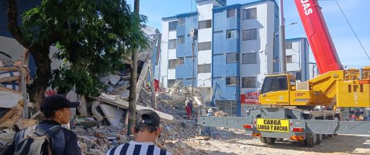 Medicina Legal identifica a 22 víctimas del terremoto del 10 de agosto. Foto: Radio Nacional de Colombia