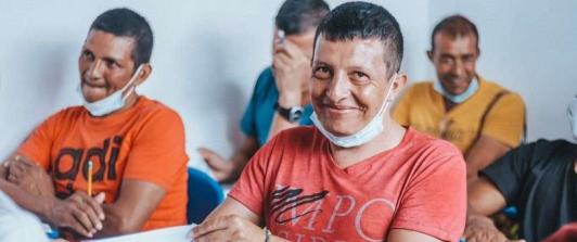 Más allá de las letras: el reto de alfabetizar a millones de colombianos
