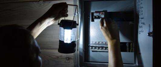 Colombia priorizara el consumo interno de energía para evitar un apagón eléctrico