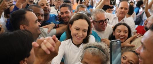 María Corina Machado regresó a Venezuela este domingo
