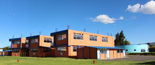Gimnasio Campestre Los Laureles Bilingüe en Cajicá, Cundinamarca, cuyo cierre fue ratificado por la Secretaría de Educación.