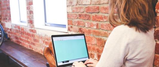 ¡Oportunidades-Hay-120-becas-para-mujeres-en-el-area-de-tecnologia.jpg