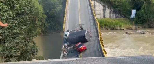 ¿Por-que-colapso-el-puente-del-rio-La-Vieja-La-Contraloria-se-pronuncio.jpg