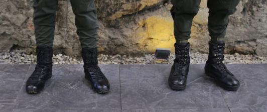 22-policias-fueron-retenidos-por-la-comunidad-de-Choco.jpg