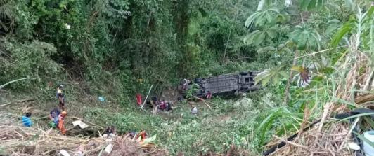Accidente-de-un-autobus-dejo-10-muertos-y-30-heridos-en-el-Playon-Santander.-Foto_-Gestion-del-Riesgo-Santander.-Foto_-Gestion-del-Riesgo.jpg