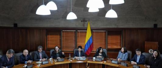 Audiencia-publica-sobre-desplazamiento-y-violencia-fue-convocada-por-la-Corte-Constitucional.jpg