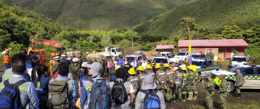 Autoridades-retomaron-las-labores-de-rescate-y-socorro-en-Quetame-Cundinamarca.jpg