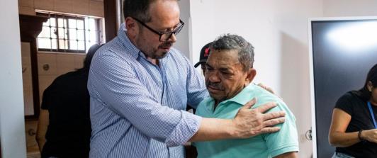 Camine-mucho-descansaba-poquito-Luis-Manuel-Diaz-narro-lo-que-vivio-durante-su-secuestro.jpg
