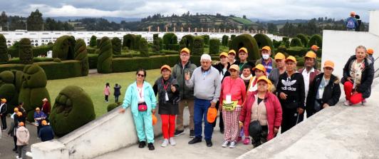 Casi-600-adultos-mayores-de-Tocancipa-tuvieron-su-primera-experiencia-de-viaje-internacional.jpg