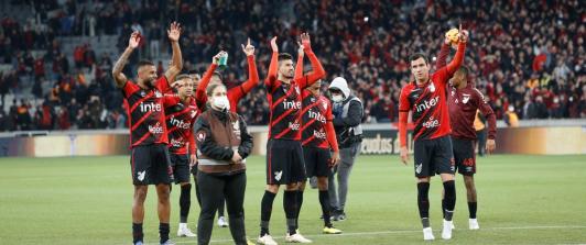 Copa-libertadores-paranaense.jpg