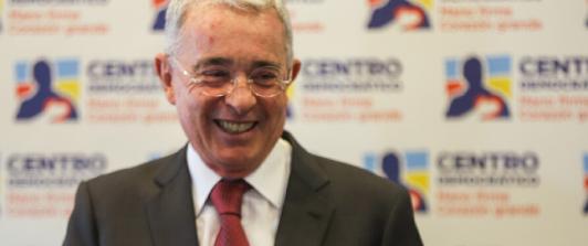 Corte-Suprema-archiva-proceso-en-contra-del-expresidente-Alvaro-Uribe.jpg