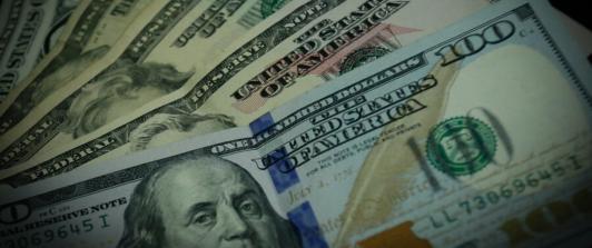 El-dolar-estaria-proximo-a-llegar-a-4.000-en-Colombia.jpg