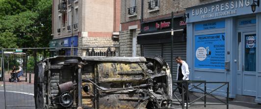 Francia_-Macron-anuncio-despliegue-de-mas-policias-para-contener-disturbios-1.jpg