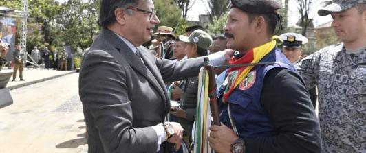 Gobierno-Nacional-condecoro-a-Drugia.jpg
