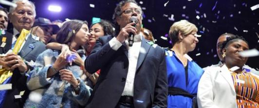 Gustavo-Petro-2-1.jpg