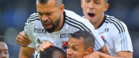 Independiente-Medellin-empata-2-2-con-El-Nacional-en-segunda-fase-de-la-Copa-Libertadores-Ever-Valencia.jpg