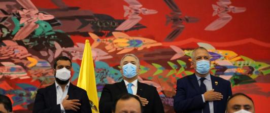 Instalacion-Congreso-Colprensa.jpeg