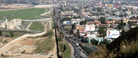 Joe-Biden-frontera-de-Mexico.-Foto_-Colprensa.jpg