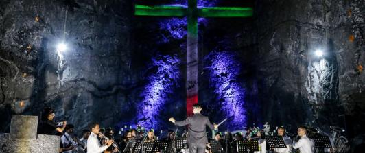 La-Catedral-de-Sal-se-ha-convertido-en-un-referente-internacional-para-eventos.jpg