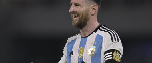Lionel-Messi-anoto-ante-Curazao-su-gol-100-para-la-Seleccion-Argentina-1.jpg