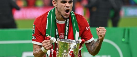 Luis-diaz-en-liverpool-gana-copa-de-la-liga-de-inglaterra.jpg