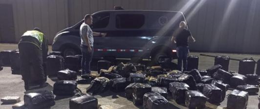 Marihuana-en-vehiculo-clonado-del-Inpec.jpg