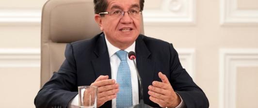 Ministro-Salud-Ruiz.jpg