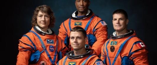 NASA-una-mujer-y-un-afroamericano-iran-a-la-Luna-en-el-2024.jpg